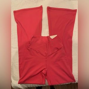 Offline by aerie hi rise real me flare pants size medium